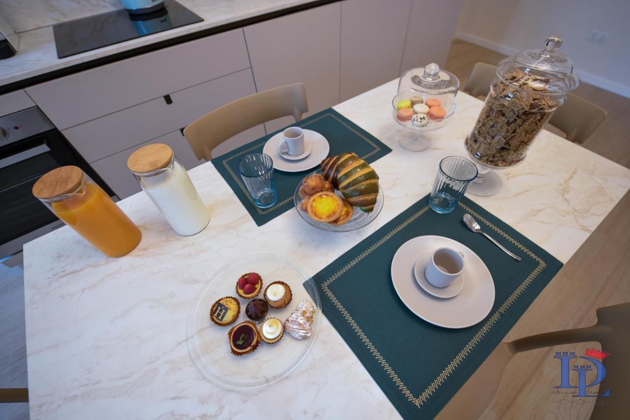 Desenzanoloft Official Partner Marriott Homes & Villas - Apa Dom Downtown Family Apartment Дезенцано-дель-Гарда Екстер'єр фото