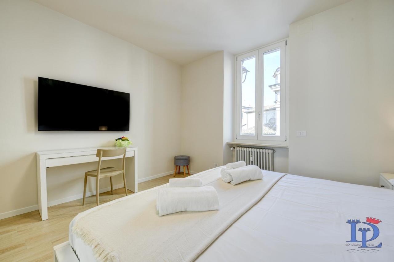 Desenzanoloft Official Partner Marriott Homes & Villas - Apa Dom Downtown Family Apartment Дезенцано-дель-Гарда Екстер'єр фото
